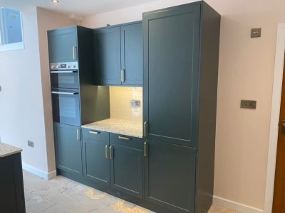 outbuilding conversion kitchen shower room croydon